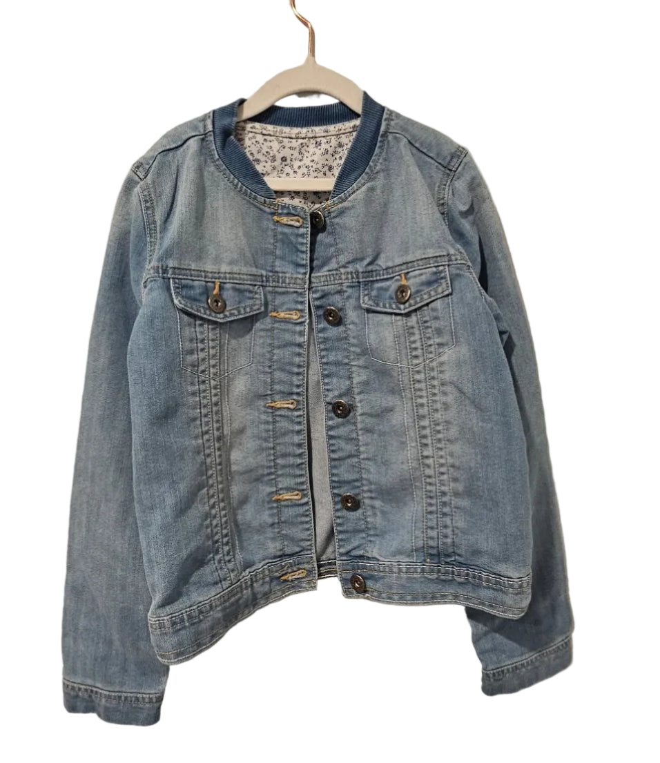 Light Wash Denim Jacket with Floral Lining – Pre-Loved