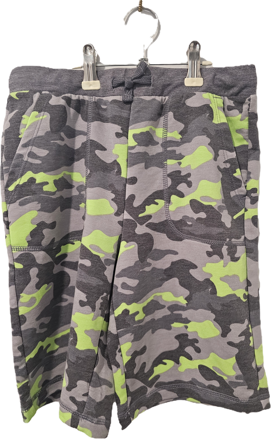 32 Cool Camo Shorts 7-8