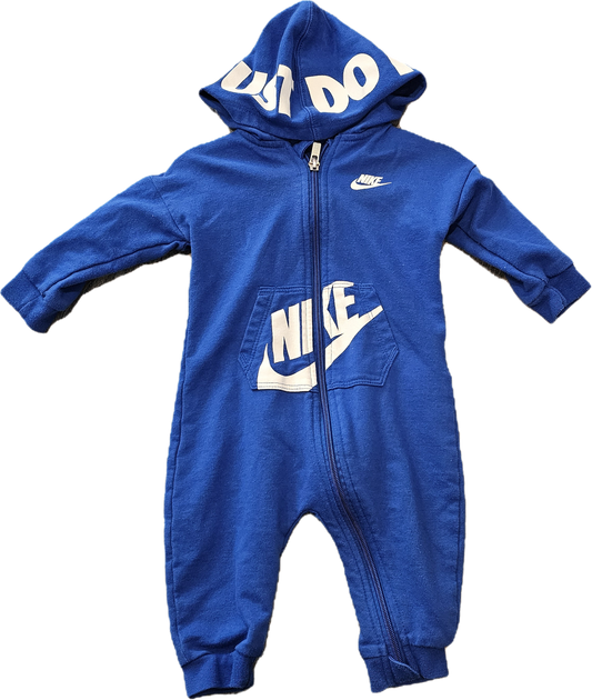Nike Full Piece with Hood 6m