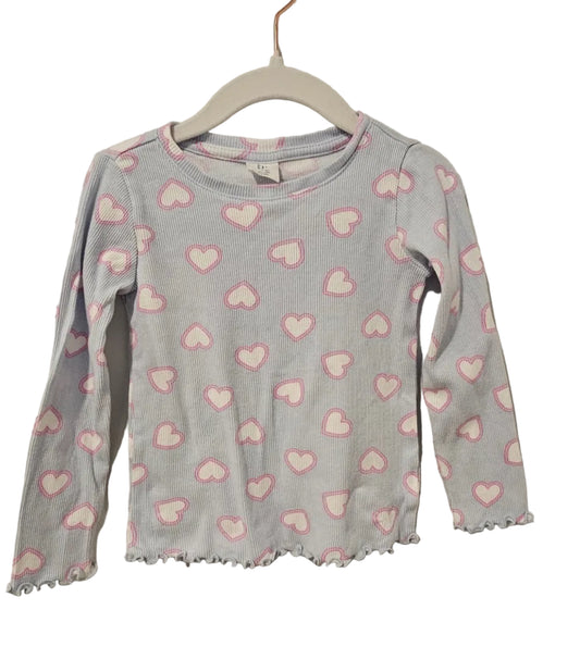 Baby Gap grey ribbed long sleeve top with pink and white hearts, size 3 years