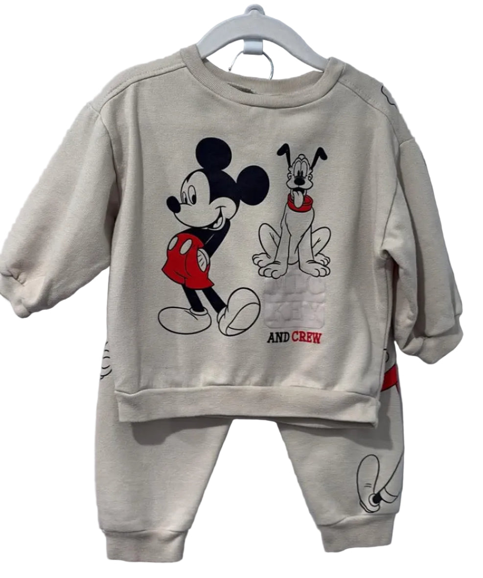 Matching Disney joggers with Mickey Mouse and Goofy graphics
