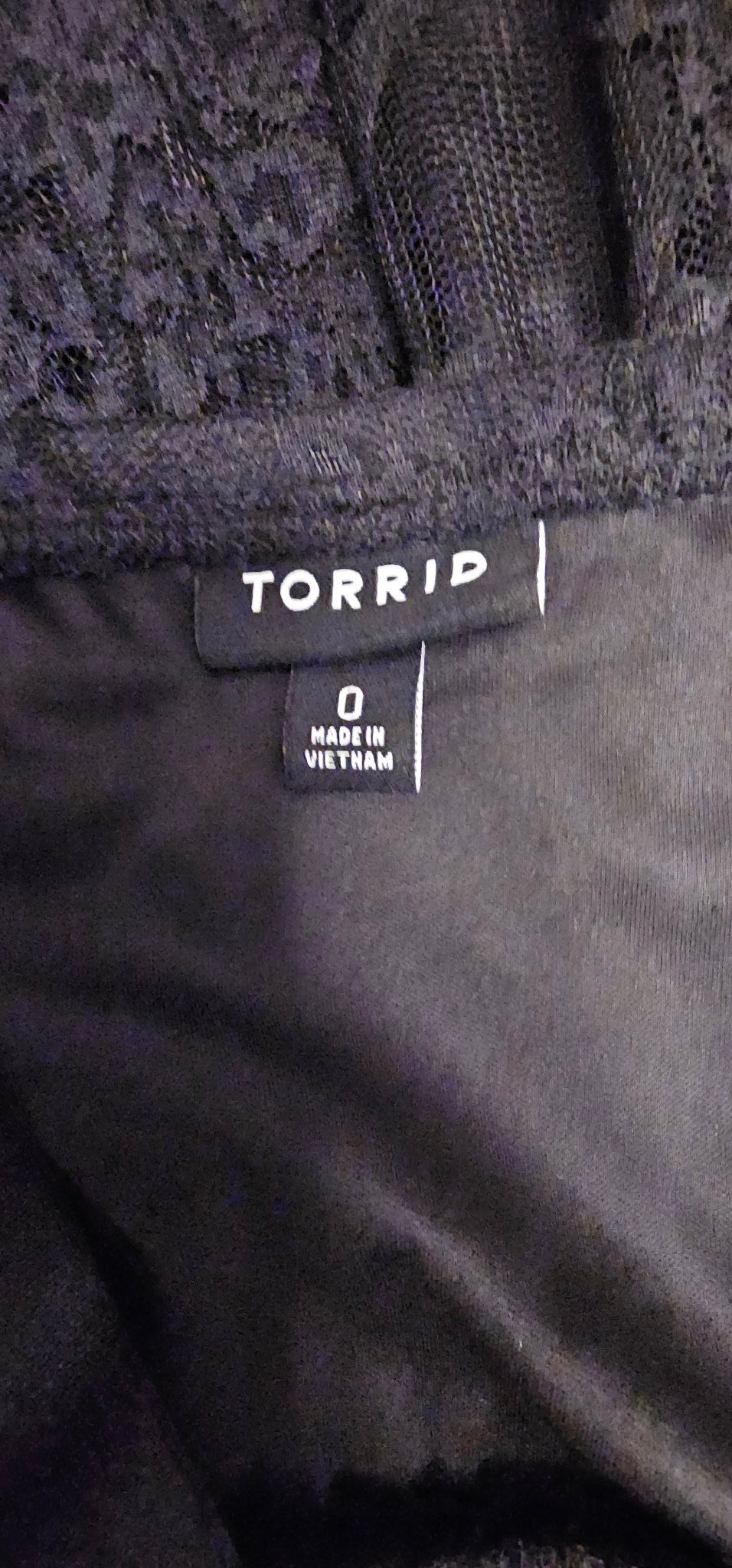Torrid Black Lace Midi Dress, 0 – Pre-Loved - photo 5